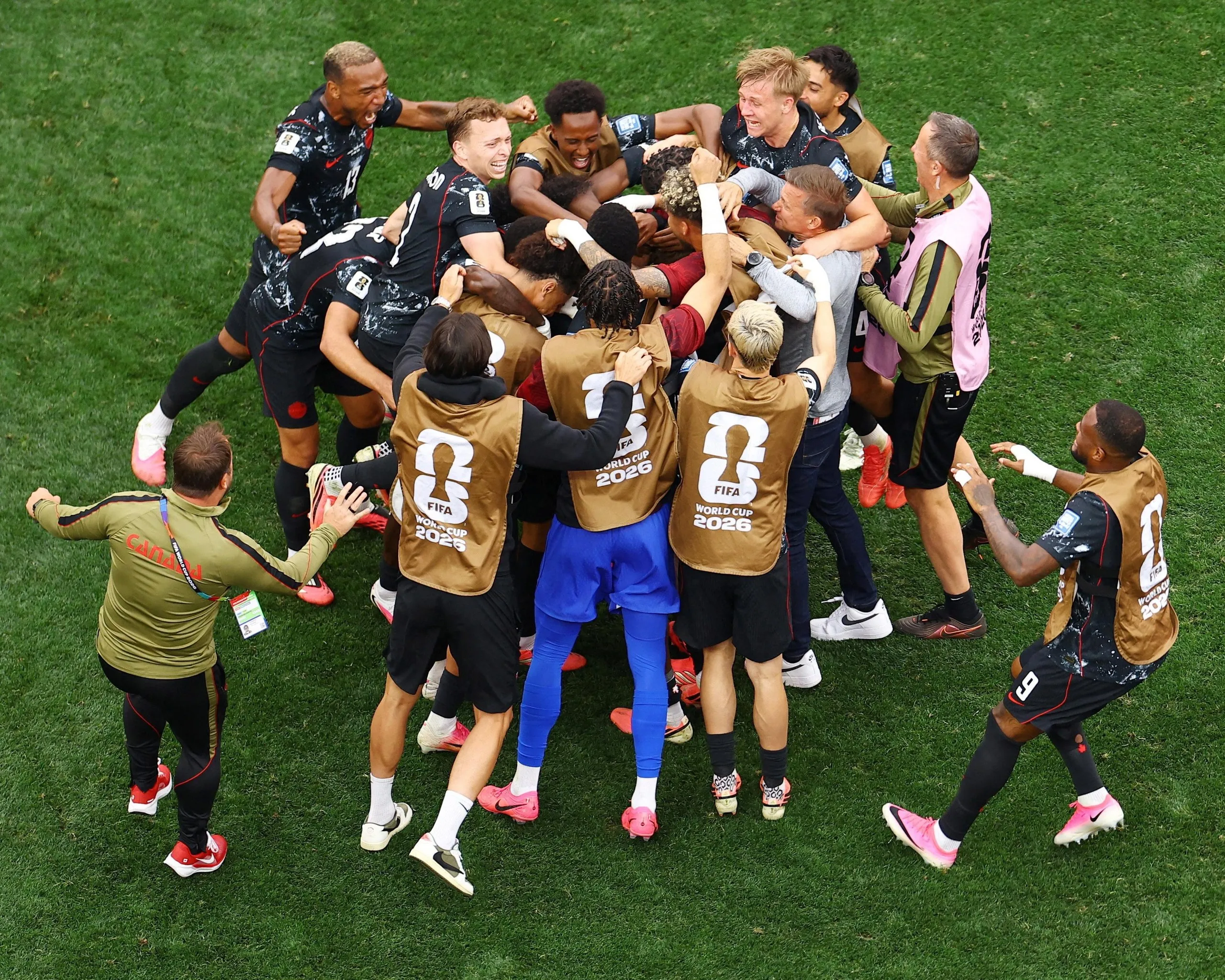 FIFA World Cup 2026 - Round of 32 - South Africa v CanadaSoccer Football - FIFA World Cup 2026 - Round of 32 - South Africa v Canada - Los Angeles Stadium, Inglewood, California, U.S. - June 28, 2026
Canada's Stephen Eustaquio celebrates scoring their first goal with teammates REUTERS/Lisi Niesner     TPX IMAGES OF THE DAY