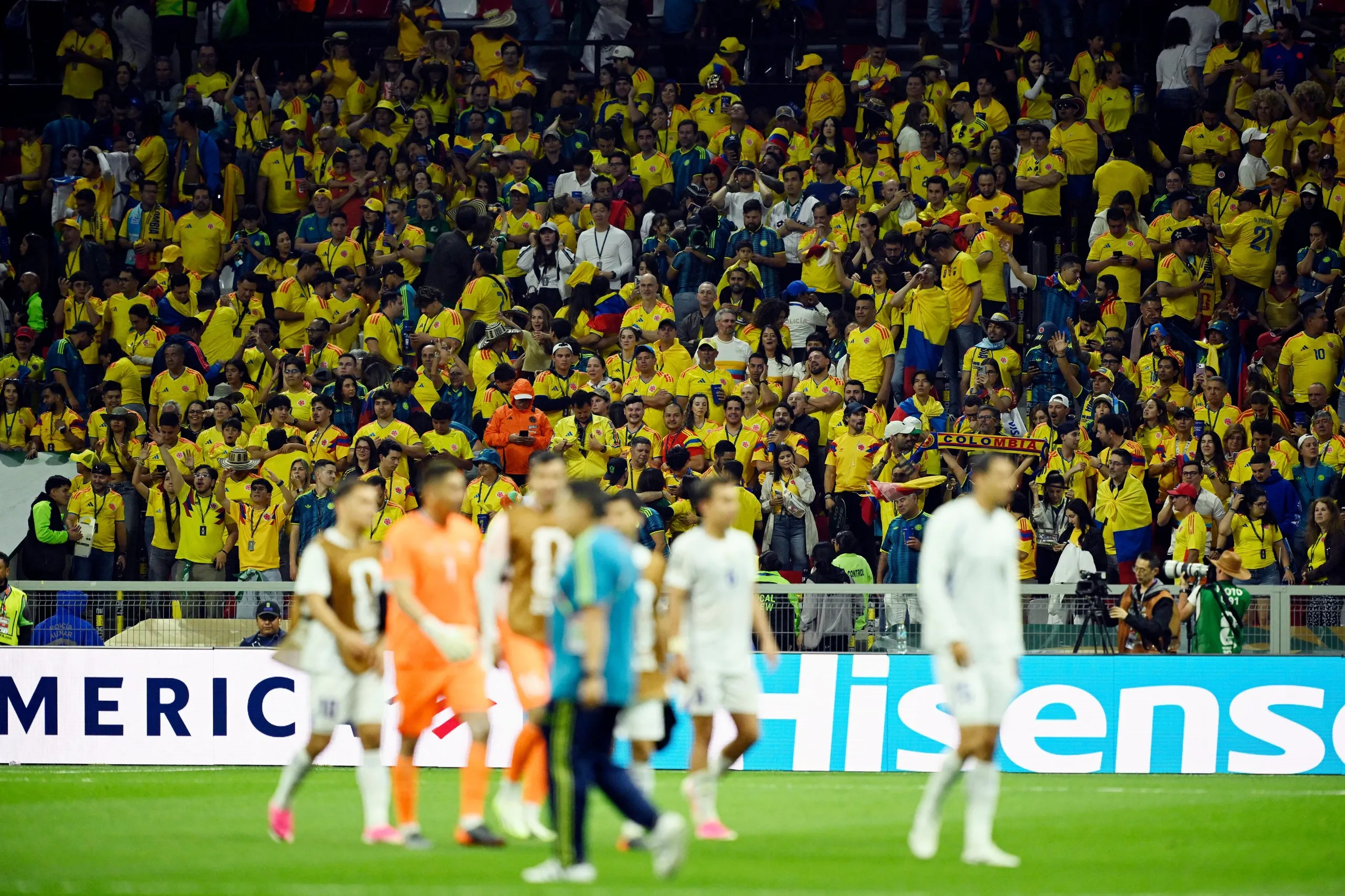 The massed ranks of Colombian fans 
